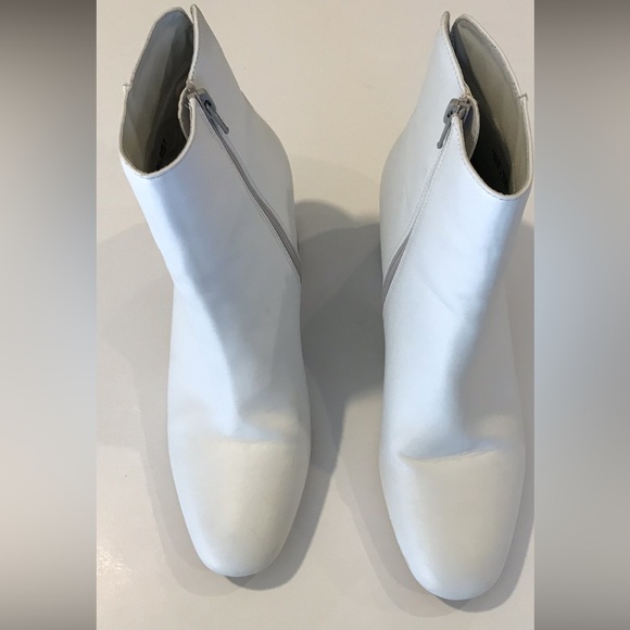 Booties Sz. 8 Chinese Laundry - Picture 8 of 13